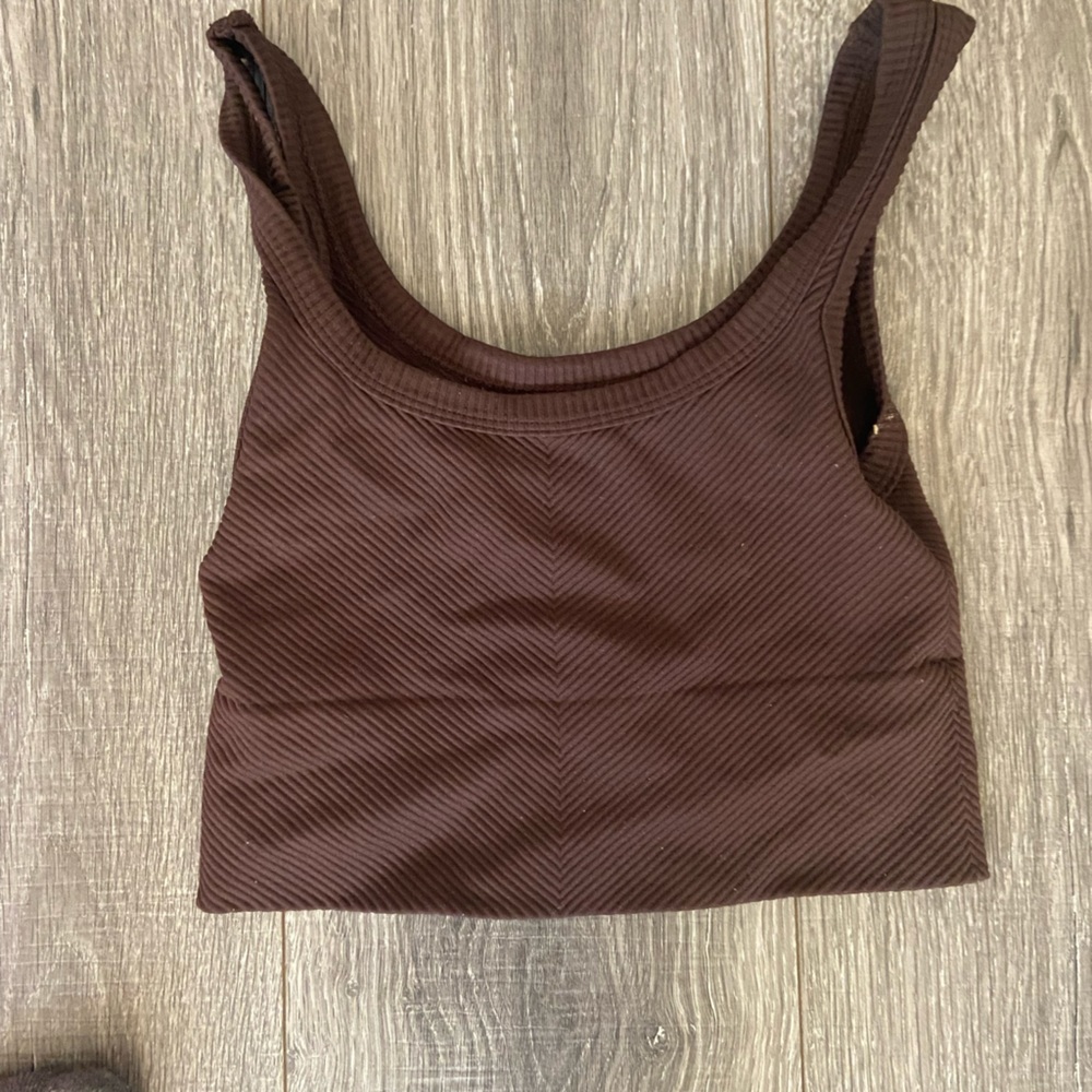 Full tilt brow ribbed tank